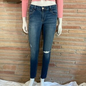 Old Navy The Rockstar Distressed Jeans Size 6
